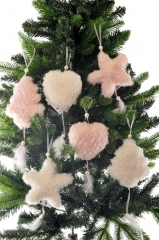 032 Novogodišnji ukrasi